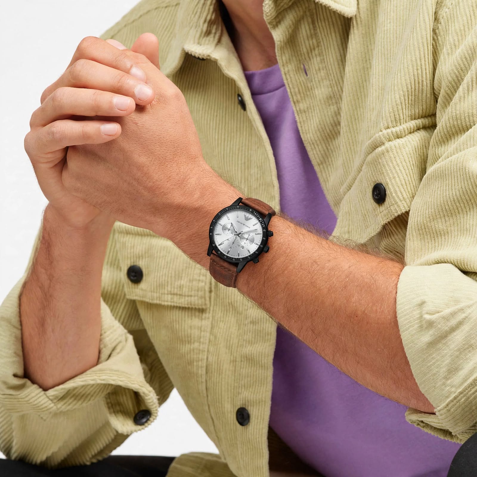 Montre Emporio Armani Chronographe Cadran Argent – Bracelet Cuir Marron